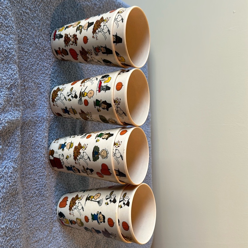 Peanuts fall themed drinking cups.
